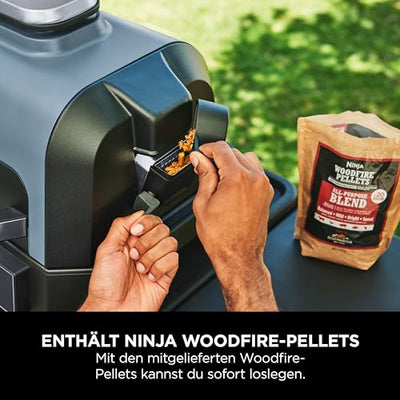 Ninja Woodfire Pro Connect XL Elektrischer BBQ Smoker Grill, App-Steuerung, digitaler Temperaturfühler, Rippenrost, Deckel, großer 7-in-1 Outdoor Grill & Heißluftfritteuse, blau & schwarz OG901EUAMZ